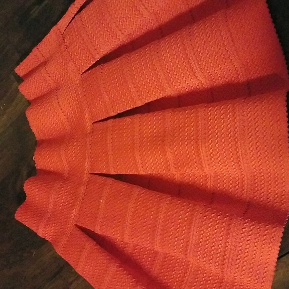 Sans Souei skirt - Picture 3 of 3